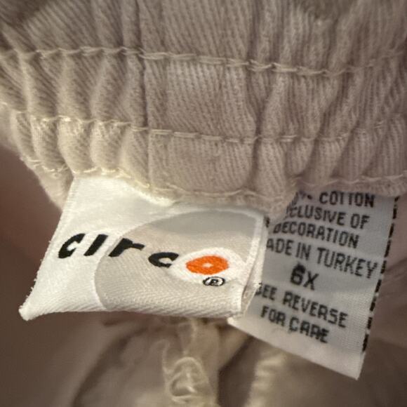 Preowned Girls Circo Khaki Cropped Pants With Embroidery Size 6x - Picture 3 of 4